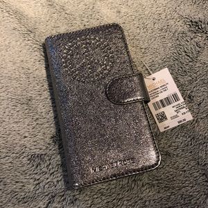Michael Kors Phone Case (Wallet Style) iPhone 7/8